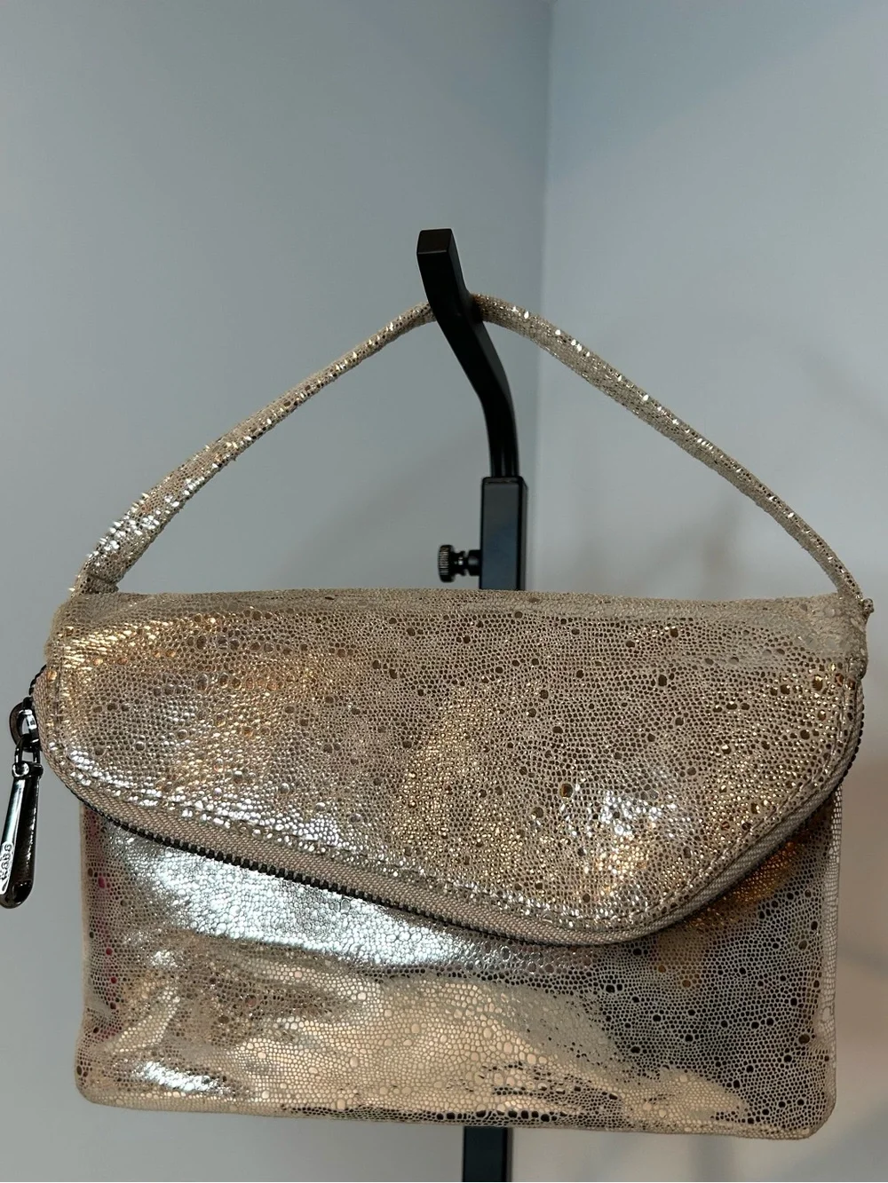 Hobo Daria Metallic Convertible Wristlet Crossbody Bag Clutch Champagne Shimmer